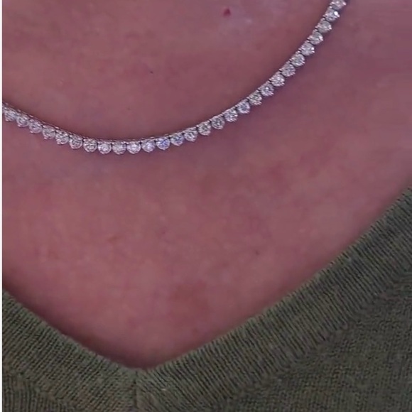 7.35ct diamond tennis necklace. 3 prong. - Picture 5 of 5